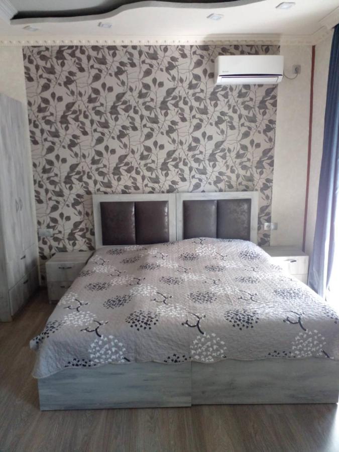 Guest House Uta Tbilisi Exterior photo